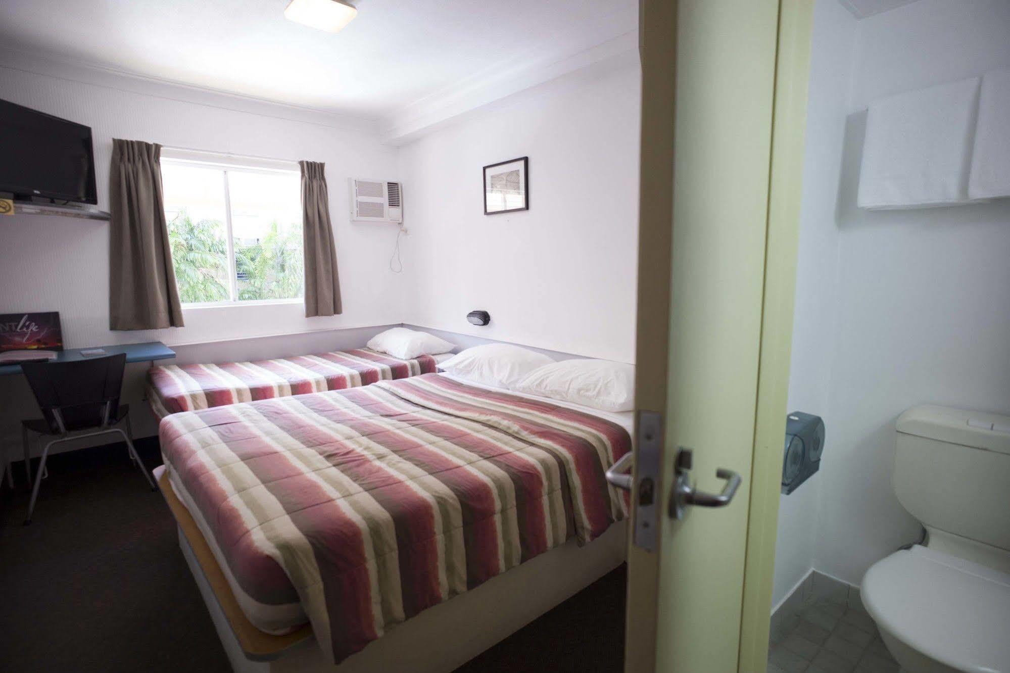 Hostel Melaleuca On Mitchell - Darwin Yha Exteriér fotografie